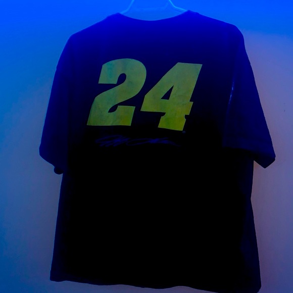Jeff Gordon T - Picture 2 of 2
